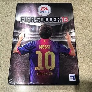 FIFA soccer 13 limited North American edition metal case